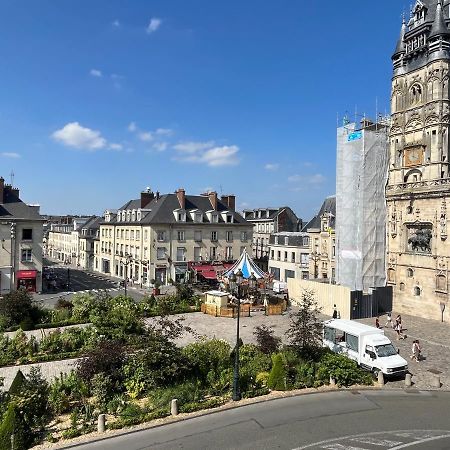 Appartement Exceptionnel En Ultra Centre Ville Compiegne Exterior photo